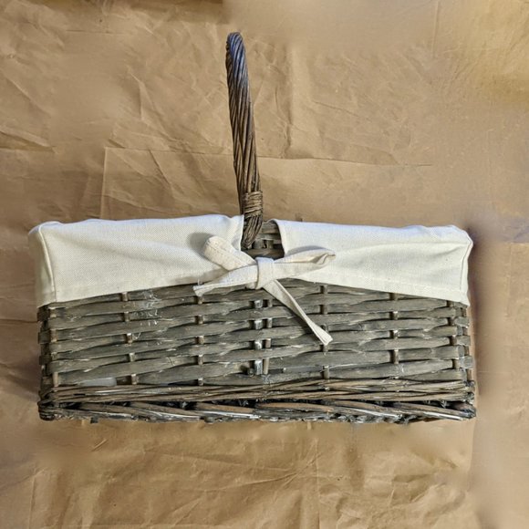 Lined NWOT Divided Wicker Organizer Basket (Grey) - Picture 5 of 15